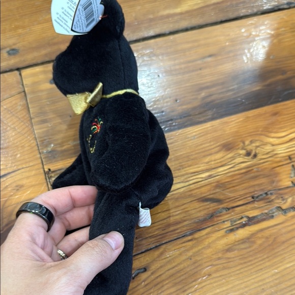 1999 The End TY Black Bear with gold bow Beanie Baby - Picture 7 of 7